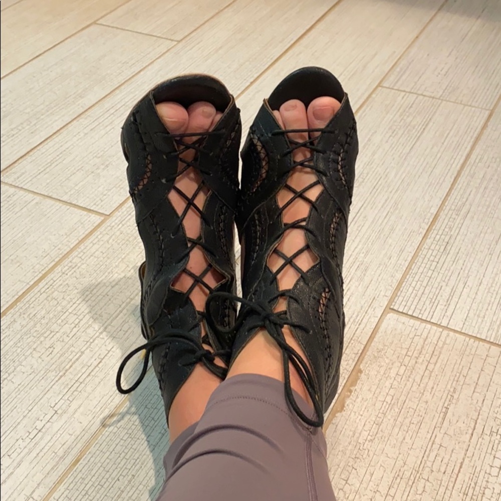 Joie Elvie lace up heels, size 40 (10) in black